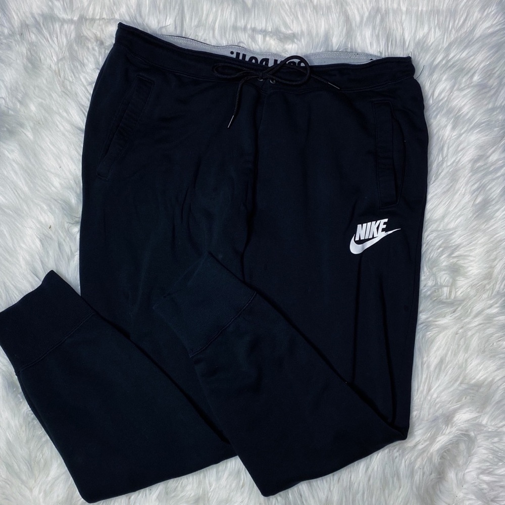 Nike joggers